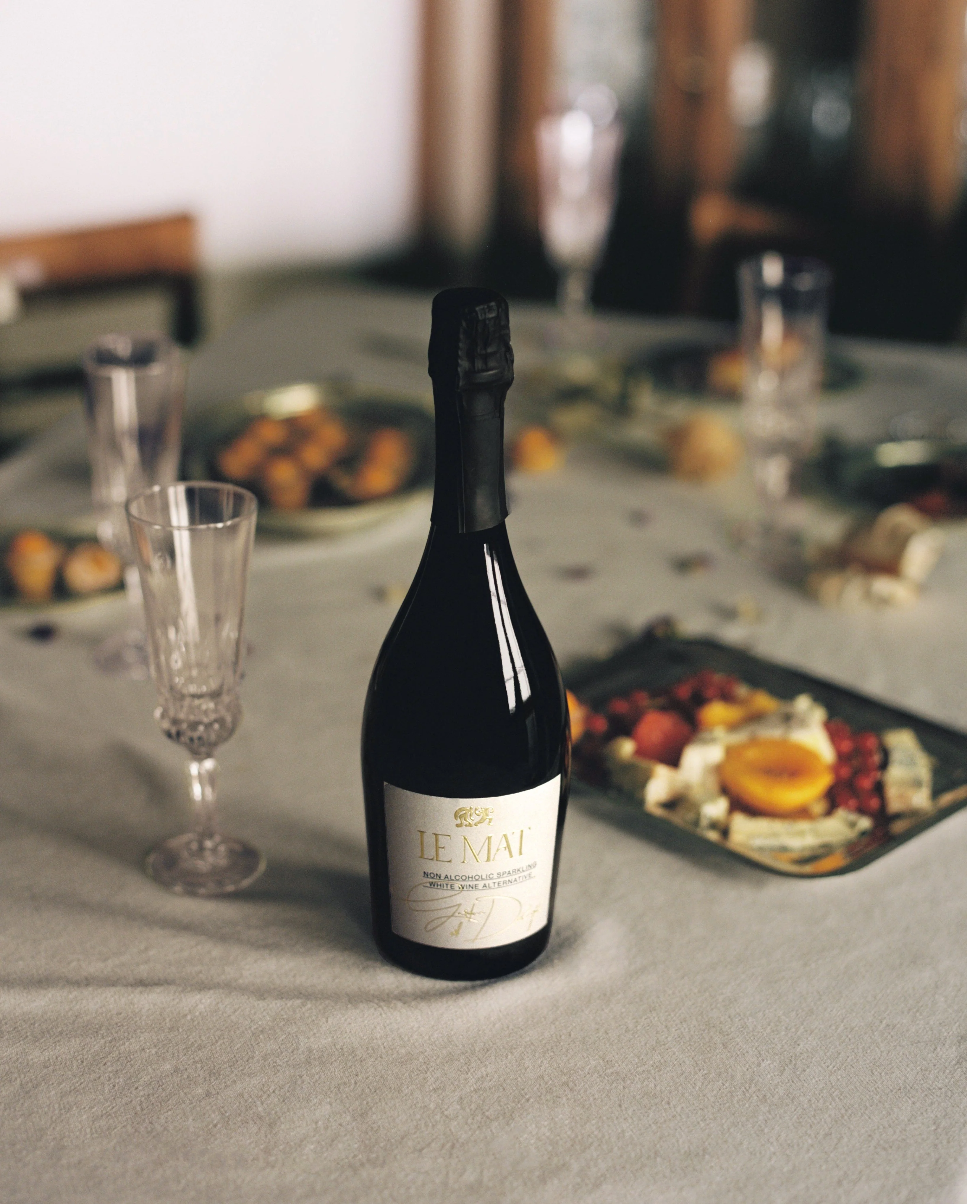 Le Mat Garden of Delight Non-Alcoholic White Sparkling Wine Alternative 750ml - Image 10