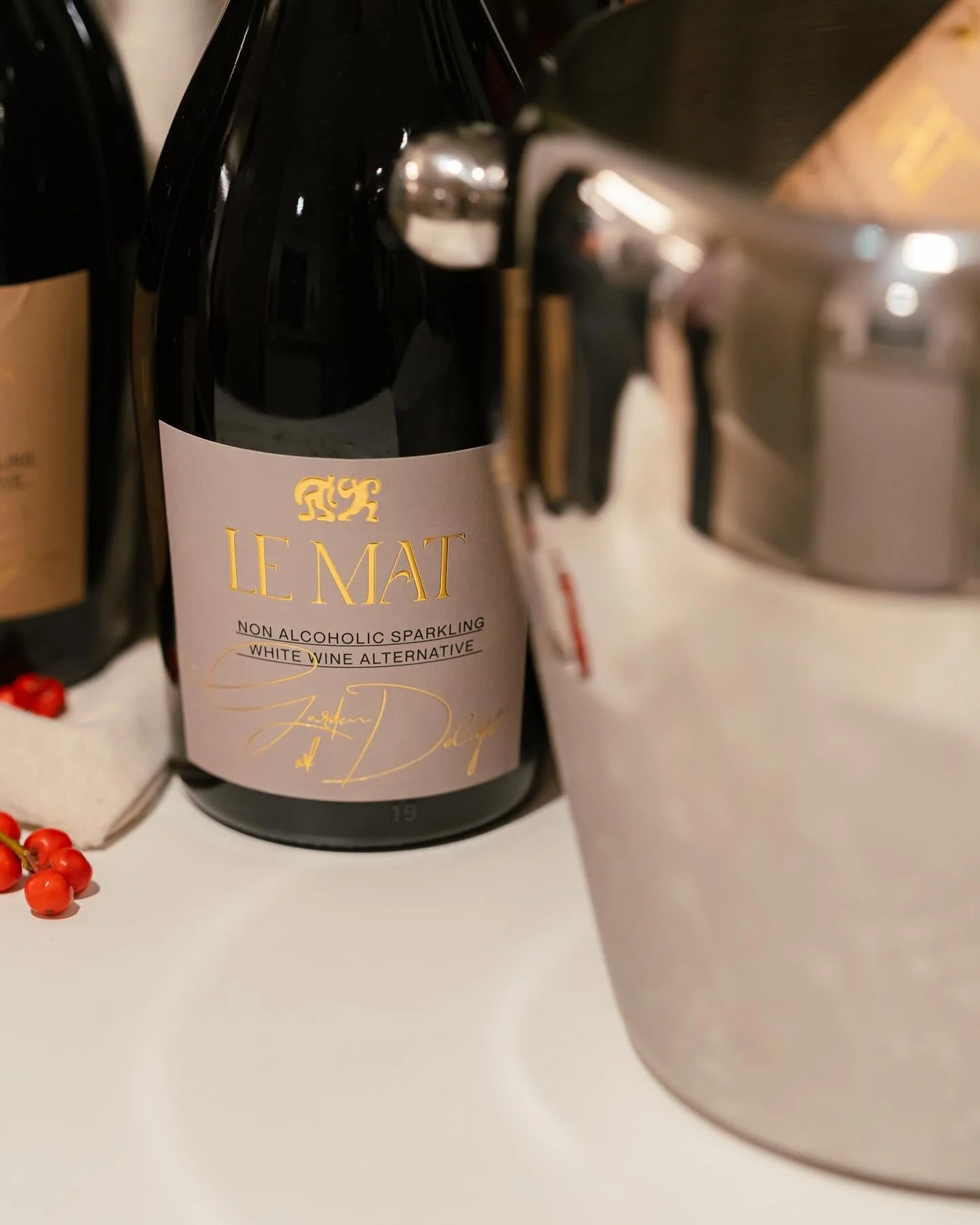 Le Mat Garden of Delight Non-Alcoholic White Sparkling Wine Alternative 750ml - Image 11