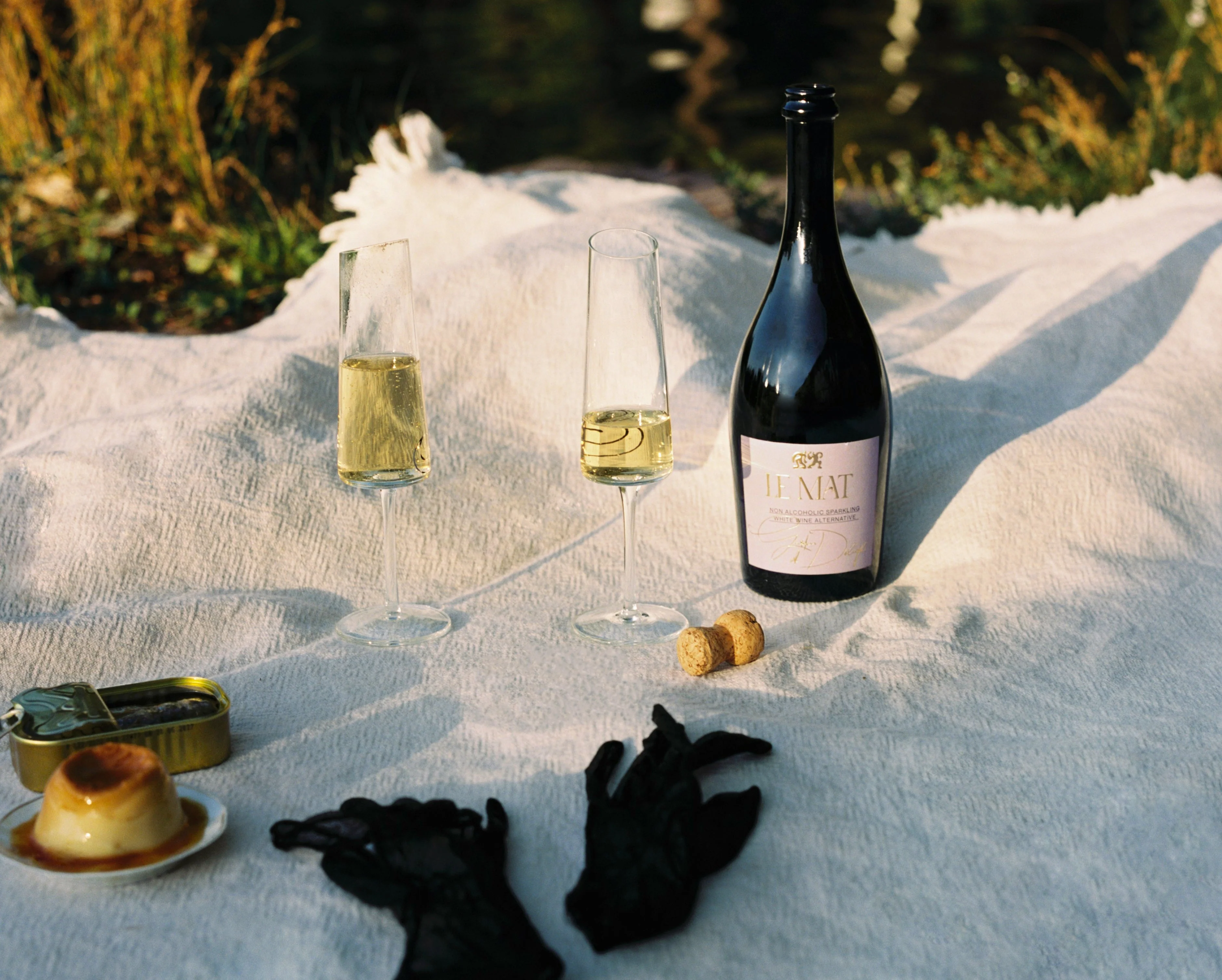 Le Mat Garden of Delight Non-Alcoholic White Sparkling Wine Alternative 750ml - Image 9