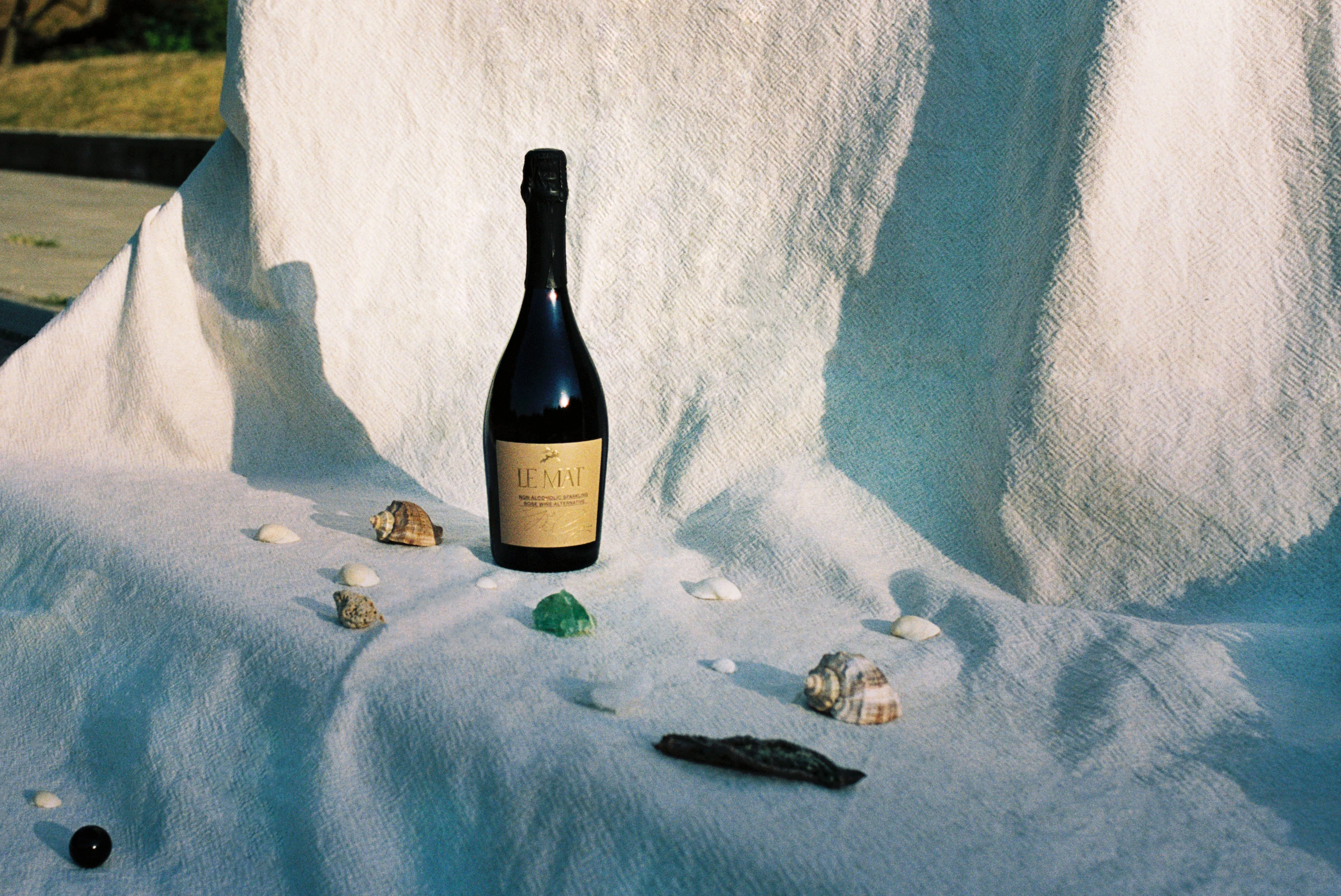 Le Mat Grit & Grace Non-Alcoholic Rose Sparkling Wine Alternative 750ml - Image 8