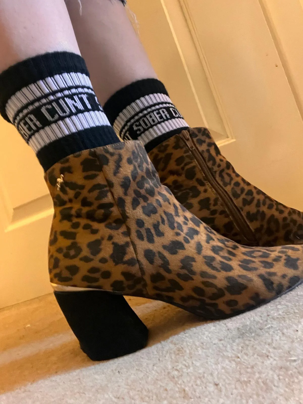 SOBER CUNT SOCKS - Image 27
